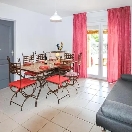 Stunning In With Kitchenette Holiday home *