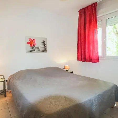Stunning In With Kitchenette *