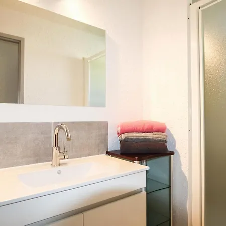 Stunning In With Kitchenette Grospierres